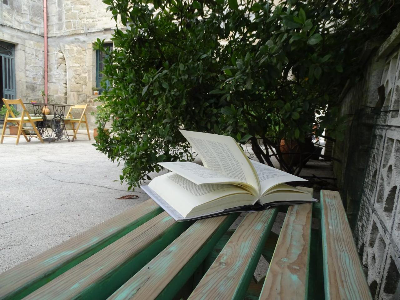 Albergue Convento Del Camino Tui Exterior photo